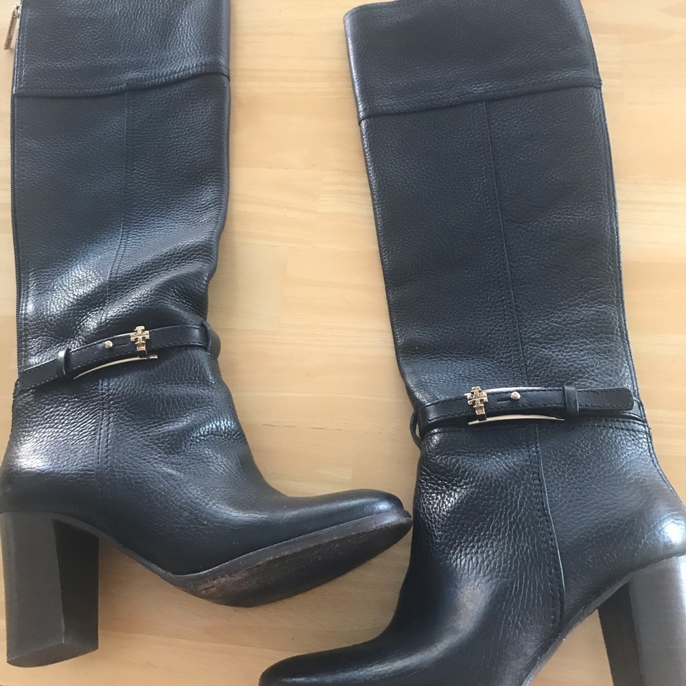 Beautiful Black Tory Burch Boots